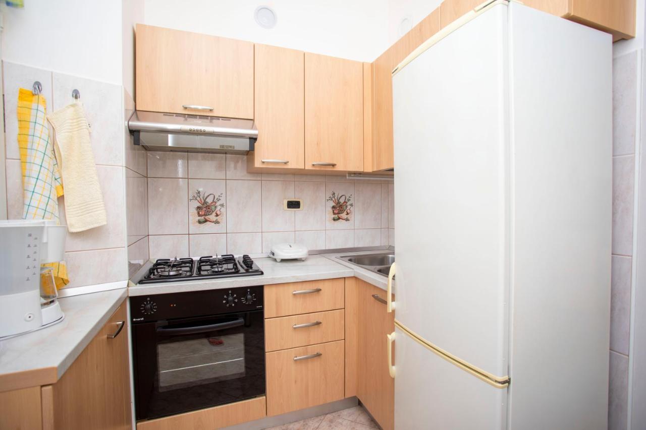 Apartman Lidija โคโรมาชโน ภายนอก รูปภาพ